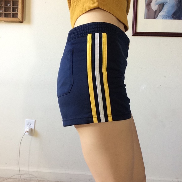 GIFTED 🎁Adidas Navy Blue & Golden White Stripe - Picture 2 of 11